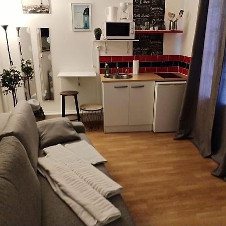 Studio Rue De La Sante Paris Exterior foto